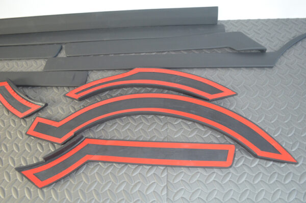 Conjunto de Frisos Laterais - Image 2